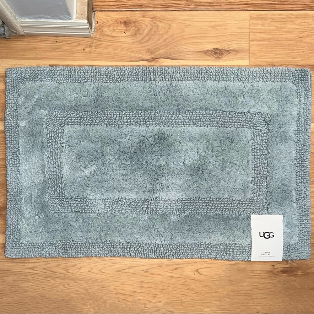 UGG EMMA Succulent Muted Aqua Teal Green Blue Reversible Cotton Bath Rug Mat
